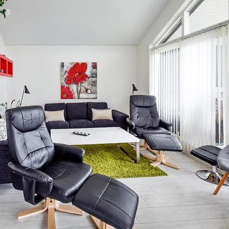 4 Bedroom Beautiful In Rudkobing * Spodsbjerg